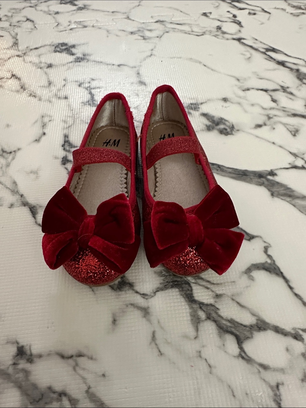 H&M Girls Red Velvet Bow Glitter Mary Jane Flats